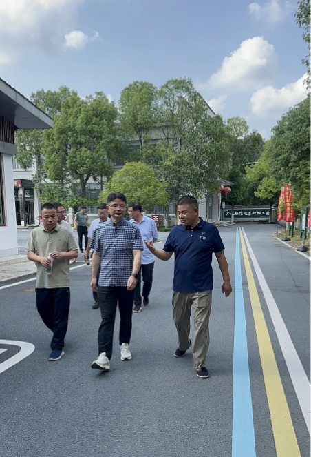 2025年7月29日，熱烈歡迎金征宇院士團(tuán)隊(duì)來廣義茶莊考察調(diào)研